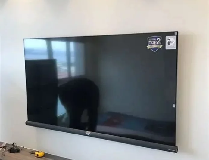 OLED vs QLED in 2025: Which TV Should You Choose?